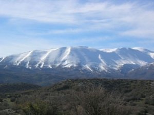 Mount Ida (Psiloritis) in Crete. Credit: sacvoyage on Tumblr)